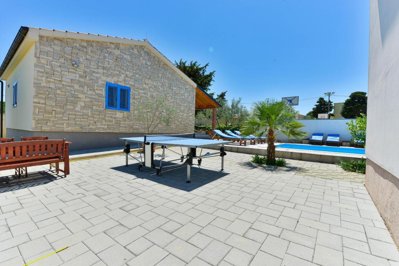 Family Friendly Apartments With A Swimming Pool Zadar - 18098 Buitenkant foto