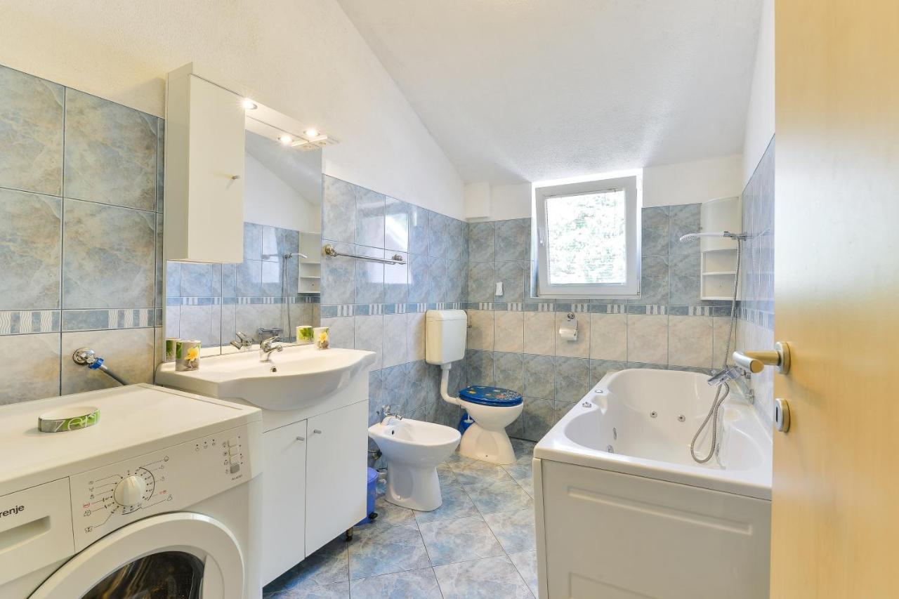 Family Friendly Apartments With A Swimming Pool Zadar - 18098 Buitenkant foto